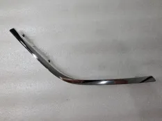 Молдинг решетки радиатора правый Haval F7