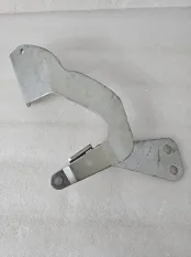 Петля капота правая Ford Kuga