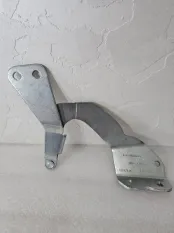 Петля капота правая Ford Kuga