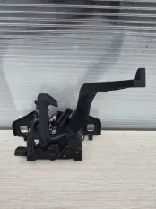 Замок капота Renault Duster 2