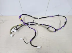 Проводка антенны Toyota RAV4 XA50