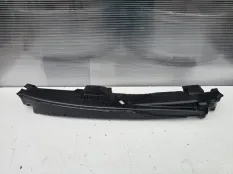 Уплотнитель крыла передний правый Haval F7