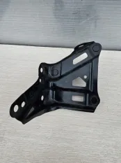 Кронштейн правого радара Lexus LS 5 с 2017