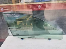 Стекло переднее правое двери Lexus ES5