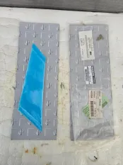 Наклейка капота правая Nissan Teana J32