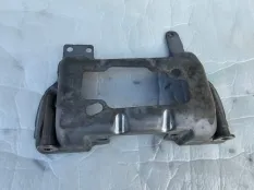 Усилитель крыла передний правый Ford Focus 3