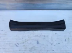 Накладка порога задняя правая Toyota RAV4 40