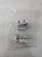 Петля крышки багажника Toyota LC 200