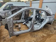 Боковая часть кузова левая Haval F7