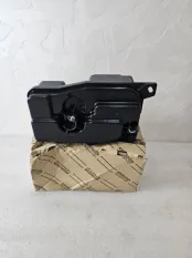 Резонатор воздушного фильтра Toyota RAV4 40