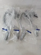 Петли крышки багажника Hyundai Solaris 2