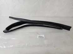 Уплот. стекла двери зад. лев Toyota RAV4 XA50