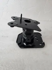 Кронштейн усилителя зад. правый Toyota RAV4 40