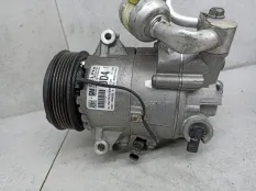 Компрессор кондиционера Opel Insignia A (2008 - 2013) 13335252