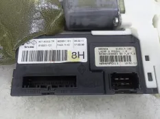 Моторчик стеклоподъемника передний правый Renault Latitude (2010 - 2013) 807300027R