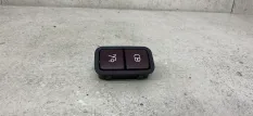 Кнопка открытия багажника Mercedes-Benz CLS C257 (2017 - 2021) A2208211479