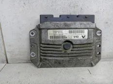 Блок управления двигателем Renault Megane 3 2010 237100644R