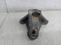 Кронштейн двигателя Renault Trafic 2 2005 8200404276