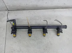 Топливная рампа Renault Logan (2004 - 2009) 8200139674