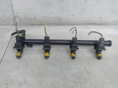 Топливная рампа Renault Logan (2004 - 2009) 8200139674