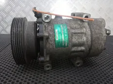 Компрессор кондиционера Renault Laguna 2 2004 7700111036