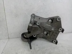 Кронштейн компрессора кондиционера Nissan Primera P12 (2001 - 2008) 11910BM700