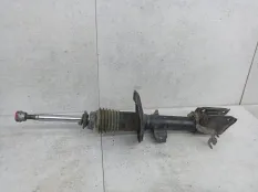 Амортизатор передний Renault Duster 2015 543025648R