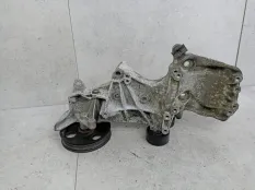 Кронштейн генератора Renault Logan (2004 - 2009) 8200169566