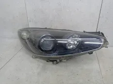 Фара правая Peugeot 308 рест. 2012 9674040380