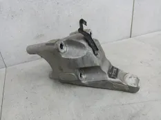 Кронштейн коробки (балка кпп) Honda Accord 7 (2002 - 2006) 10SDA6