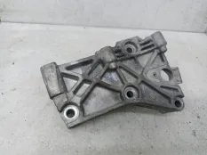 Кронштейн (крепление) Renault Kangoo 2 2010 8200871583