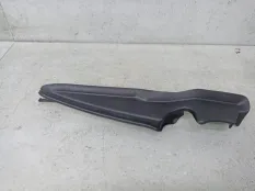 Пыльник крыла передний правый Renault Megane 2 (2002 - 2006) 8200114674