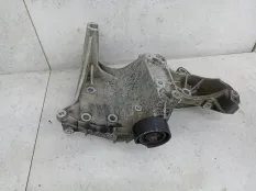 Кронштейн генератора Renault Scenic рест. 2003 8200054611