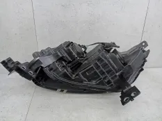 Фара правая Renault Scenic 4 (2016 - 2022) 260100943R