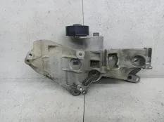 Кронштейн генератора Renault Megane 2 рест. (2006 - 2009) 8200669495