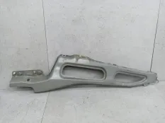 Кронштейн крыла левый Renault Scenic 4 2019 641356482R