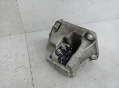 Кронштейн двигателя левый Kia Sorento 3 рест. 2018 452114G430