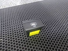 Разъем AUX / USB Kia Sportage 4 2017 96120D9600