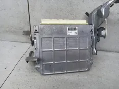 Блок управления двигателем Toyota Hilux 7 2-й рест. 2013 896610KW60