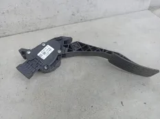 Педаль газа Chevrolet Cruze 2010 13252704