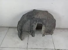 Подкрылок задний правый Audi Q5 8R (2008 - 2012) 8R0810172C