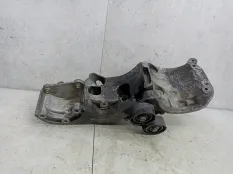 Кронштейн генератора Renault Logan рест. 2012 8200325674