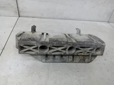 Кронштейн впускного коллектора Renault Duster (2010 - 2015) 7700110112