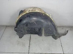 Подкрылок задний правый Renault Megane 3 (2008 - 2014) 767489097R