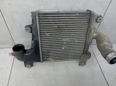 Интеркулер Toyota Hilux 7 (2005 - 2008) 179400L060