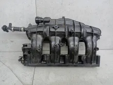 Впускной коллектор Volkswagen Golf 6 2011 06F133192P