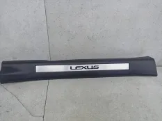 Накладка внутренняя на порог передняя правая Lexus RX 4 рест. 2020 679100E040