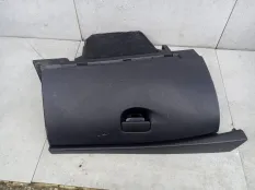 Бардачок Renault Megane 3 2011 681080020R