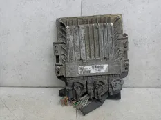 Блок управления двигателем Renault Scenic 3 2011 237101454R