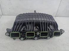 Впускной коллектор Volkswagen Golf 5 2009 03C129711Q